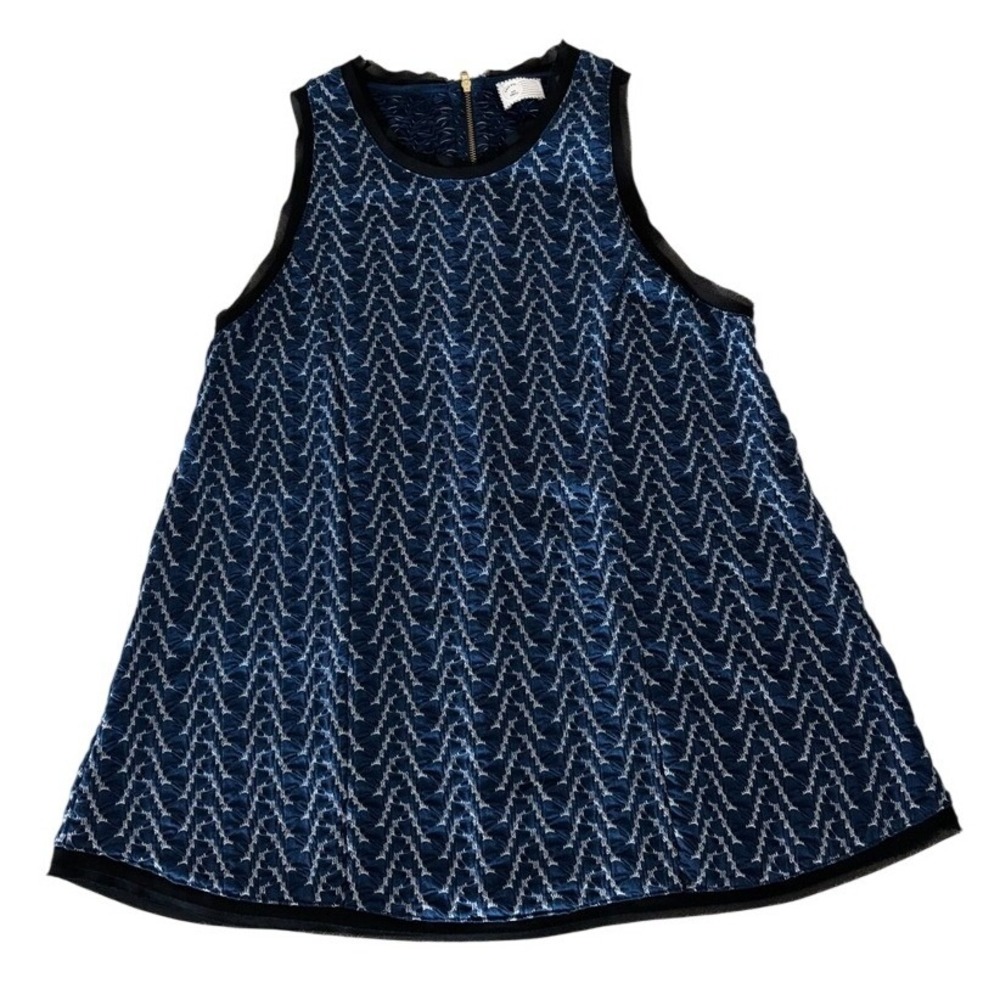 Postmark Anthropologie Top Size Small Shirt Textured Chevron‎ Zigzag A-Line Zip